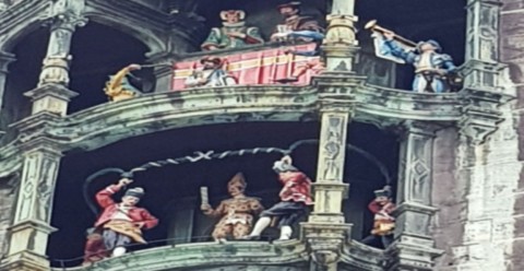 marionnettes de la mairie