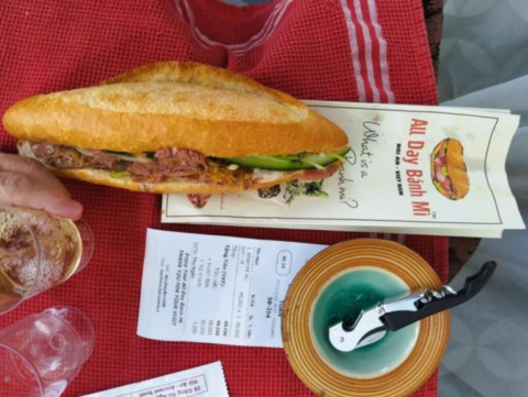 Le Banh Mi sorte de sandwich
