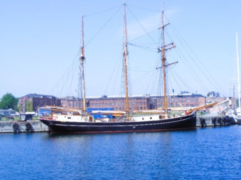 Trois mats au port de Copenhague