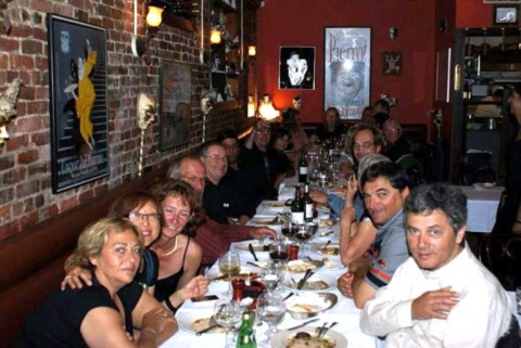 Tous pour les adieux au resto