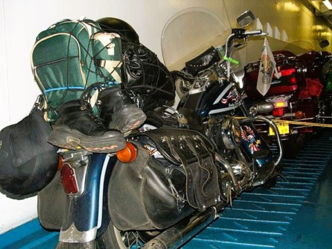 Chargement Harley à l'arrivée