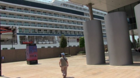 Escale des croisiéristes énormes