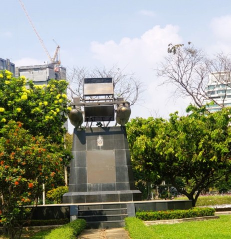 Souvenir exposé premier pédalo