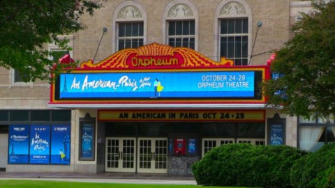 Le théâtre principal