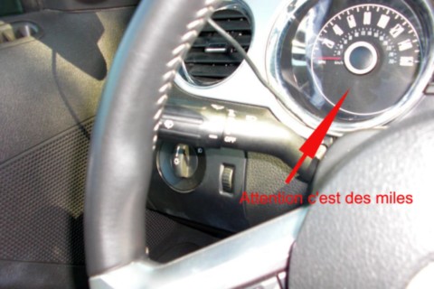 Ford Mustang les commandes
