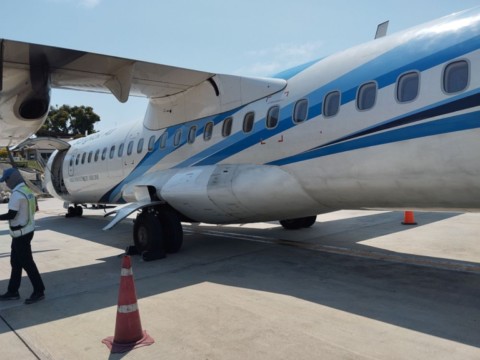 Aeroport de Salui et un ATR