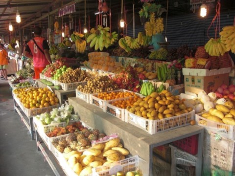 Marché fruits et légumes