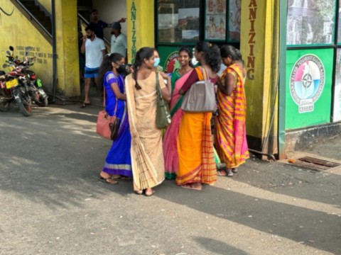 Jeunes et belles Srilankaises