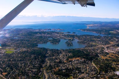 l'île vu d' un hydravion