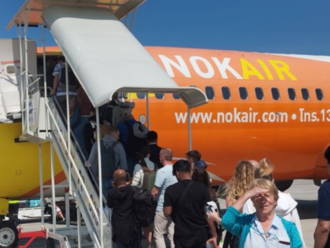 Avion de Nokair