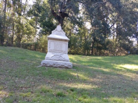 Monuments aux morts